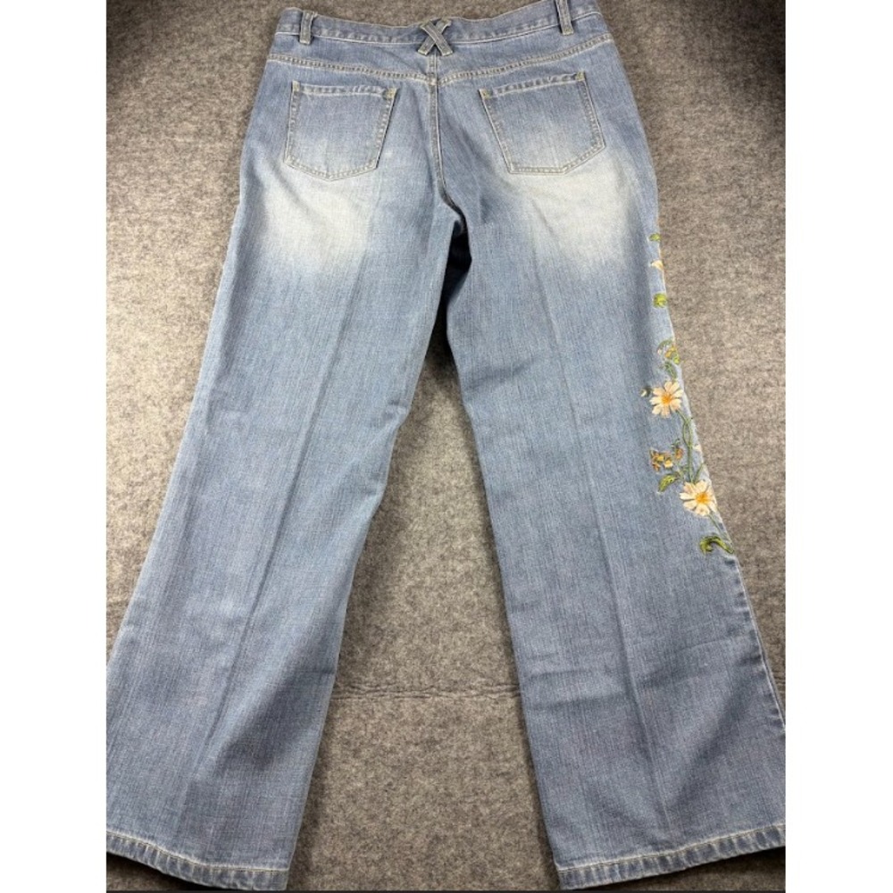 Liz Claiborne Embroidered Bootcut Jeans 14 Boho Festival Denim Chic Retro - Picture 3 of 11